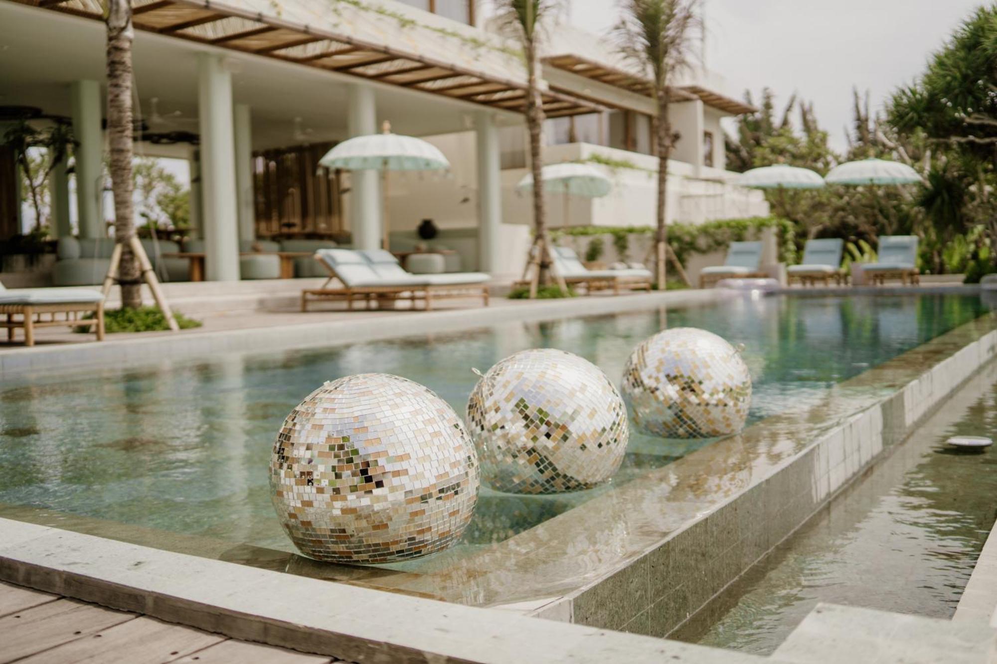 Oshom Bali At Nuanu Creative City Tanah Lot  Bagian luar foto